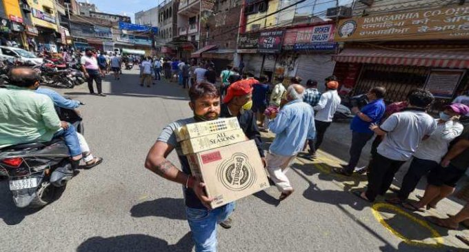 Delhi government allows opening of all weekly markets