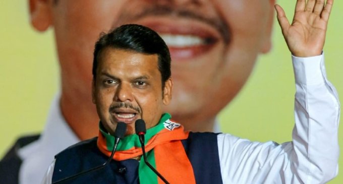 Sena alleges ex-Maha CM Fadnavis ‘violated oath of office, secrecy’