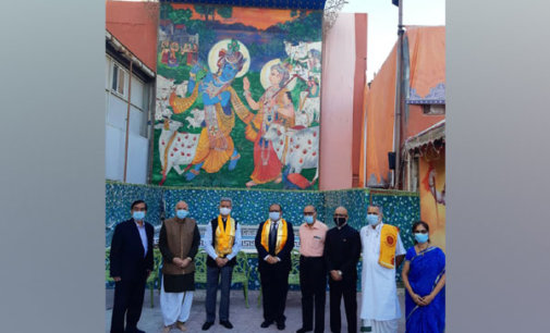Jaishankar visits 200-year-old Hindu temple in Bahrain