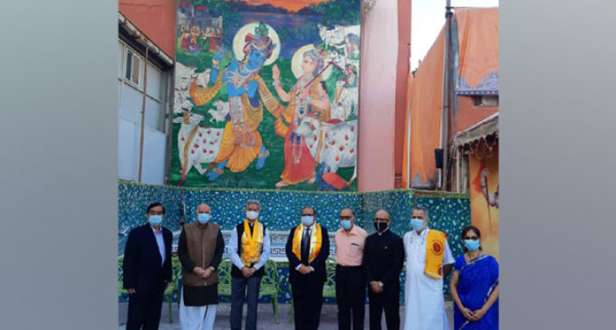 Jaishankar visits 200-year-old Hindu temple in Bahrain