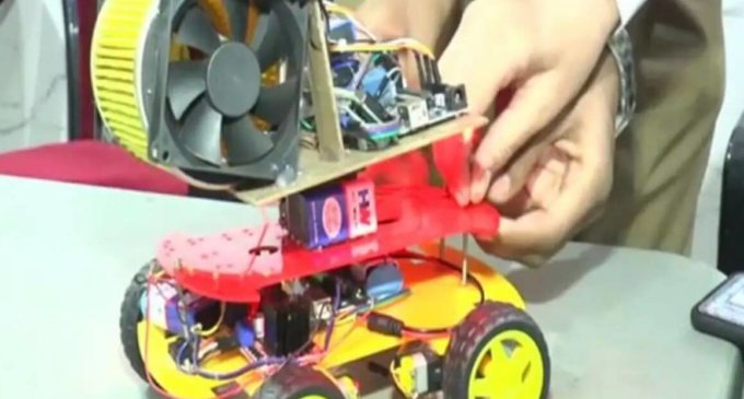 School boy from Kanpur develops ‘air purifier robot’