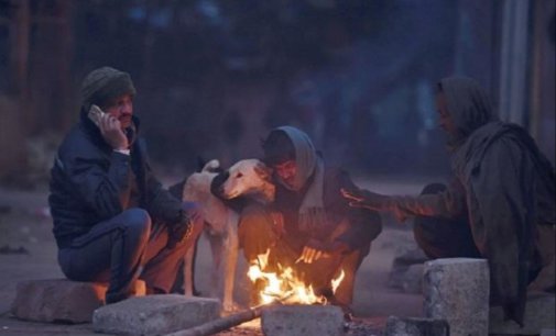 Delhi wakes up to a chilly morning as temperature drops to 3 degree Celsius