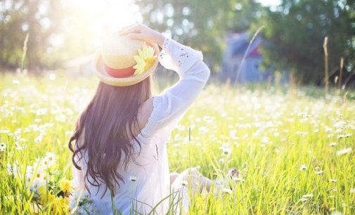 In pandemic, people are turning to nature – especially women
