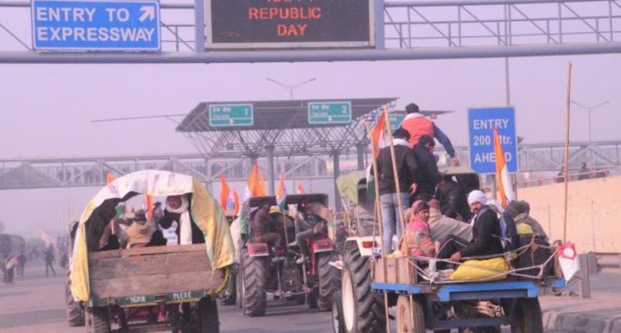 Farmers open multiple fronts as violence marks tractor rally