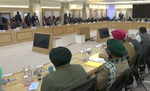 Talks with farmers end without breakthrough, dialogue may resume on Jan 8