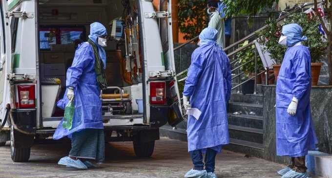 Study: Where COVID-19 hit hardest, sudden deaths outside the hospital increased
