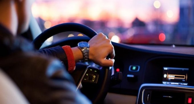 Here’s why music is a must for young drivers!