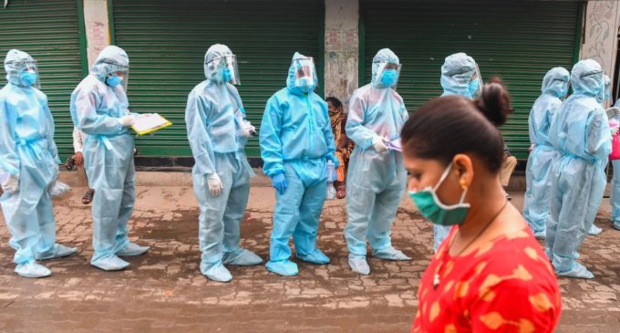 India reports 12,881 new COVID-19 cases