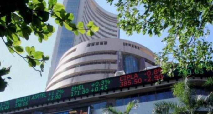 Equity indices flat, ONGC dips by 2.6 pc