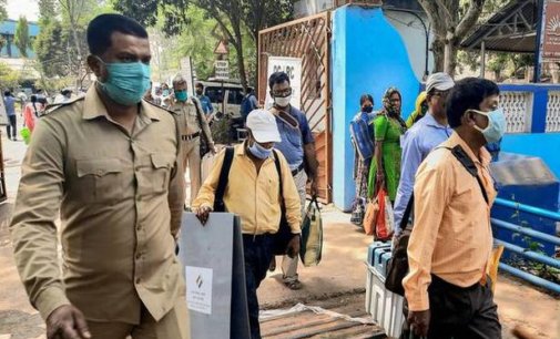 Khela hobe: Polling begins in Bengal, voters to decide fate of 191 candidates in 30 seats