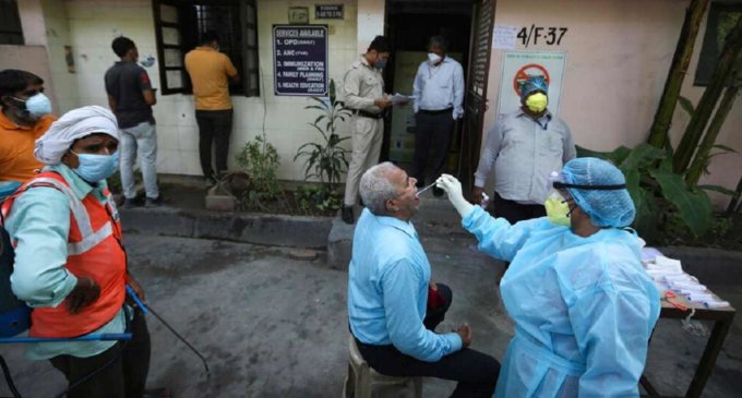 Active COVID-19 cases in India crosses 5.5 lakh mark