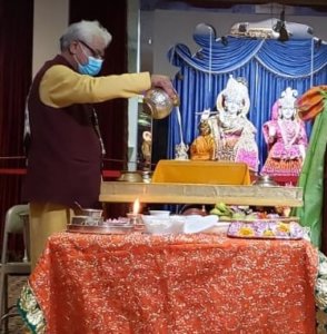 Grays - Pt Joshi performing Ganapati, Maa Devi and Lord Rama Pujan