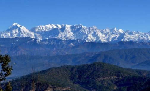 Kausani, Uttarakhand: Spectacular 300 km-wide view of Himalayan peaks