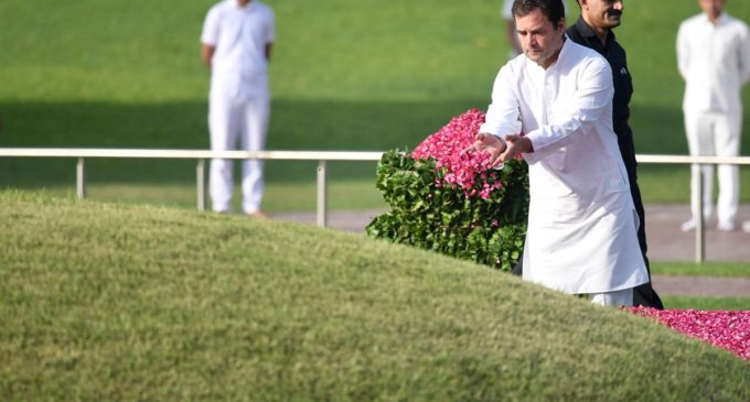 Rahul Gandhi pays tribute to Jawaharlal Nehru on his death anniversary