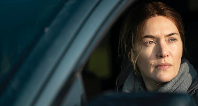 Kate Winslet didn’t want ‘bulgy bit’ of her belly edited out of sex scene in new series