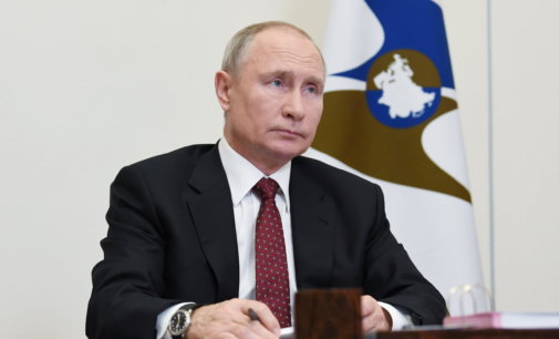 Putin reveals he received Sputnik V jab