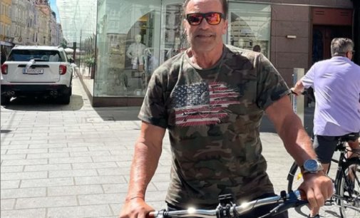 Arnold Schwarzenegger celebrates US Independence Day, pledges to fight for country