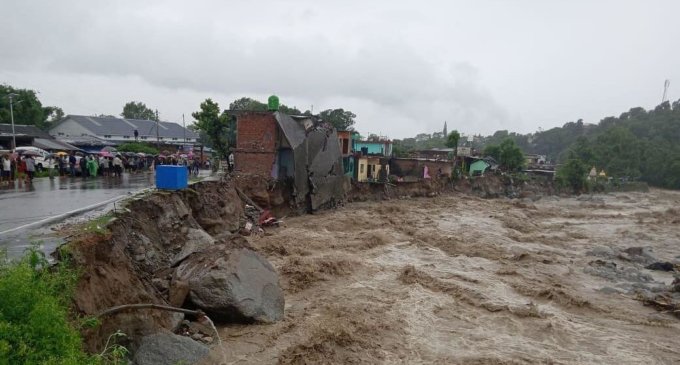 Heavy rain lashes Dharamsala, causes flash flood-like situation