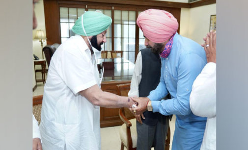 Navjot Sidhu meets Punjab Chief Minister, says government must act immediately on five priority areas