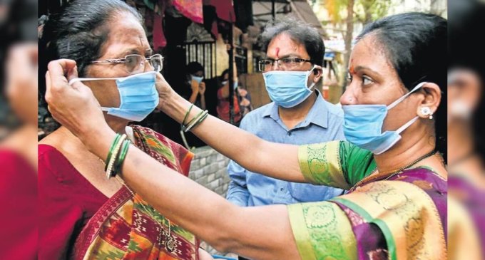 Delhi: Over 1.6 lakh COVID vaccines administered in last 24 hrs, left with stock for 2 days