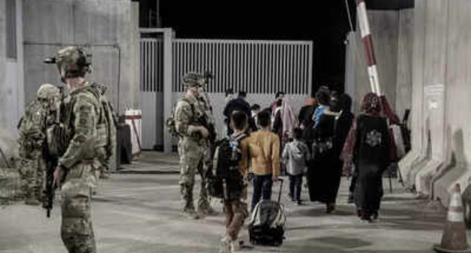 US tells citizens to leave Kabul airport gates ‘immediately’