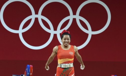 PM Modi praises Mirabai Chanu for promoting handloom sector