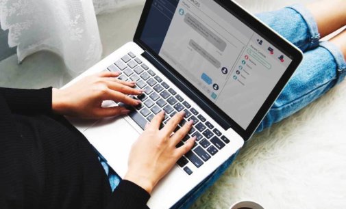 What are the benefits of Online Chatting?