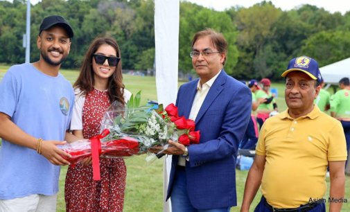 Indian CG Kumar attends Chicago Blasters victory match