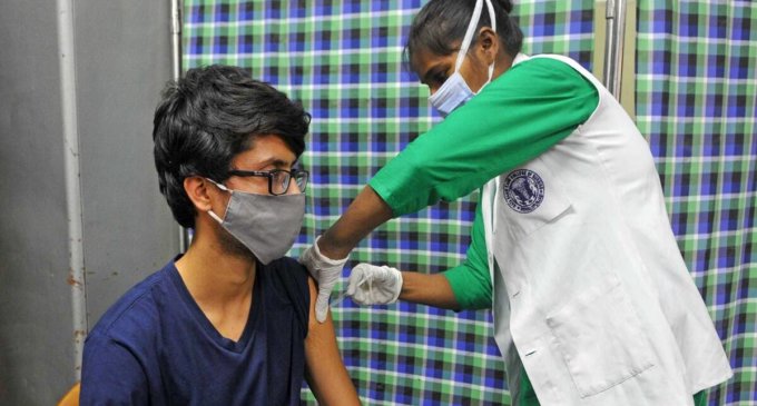 India administers over 61 lakh COVID-19 vaccine doses in last 24 hrs