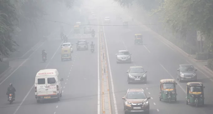 Delhi govt employees to work from home till Nov 21
