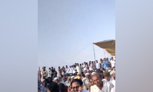 Pakistan: Hundreds of children protest in in support of basic rights
