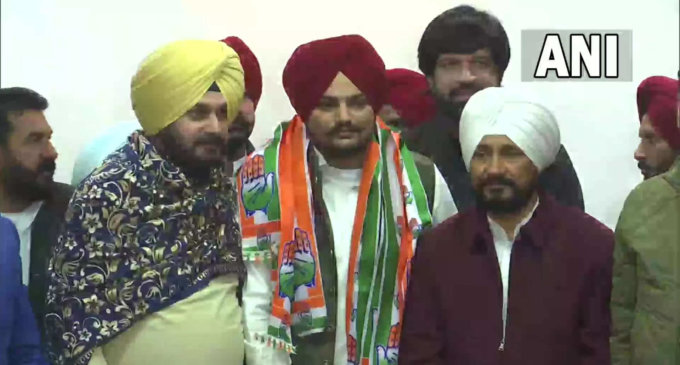 Singer Sidhu Moose Wala joins Congress