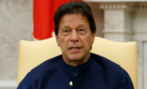 Imran Khan loses majority as MQM strikes deal with opposition