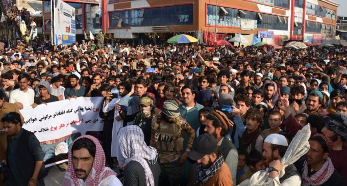 Afghans in UK hold protest against Pakistani airstrikes in Afghanistan