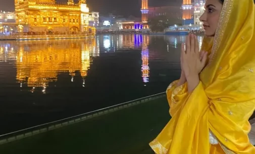 Kiara Advani seeks blessings at Amritsar’s Golden Temple 
