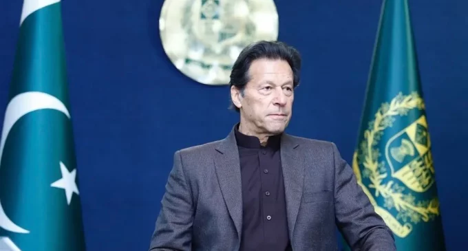 Imran Khan thrusts country into constitutional crisis: Pakistan media