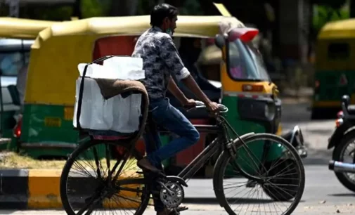 Severe heat wave across Delhi-NCR; April 19 warmest in last 11 year