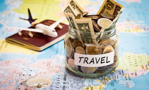 4 Simple Tricks to Save Money When Traveling