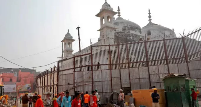 Varanasi: Lawyers claim presence of Shivling inside Gyanvapi mosque