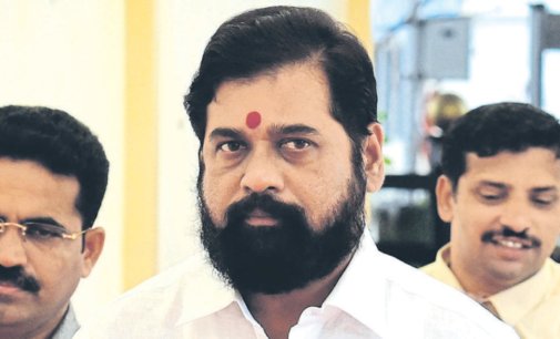 Maharashtra political crisis: Rebel Sena MLAs sign letter of support to Eknath Shinde, likely to seek floor test