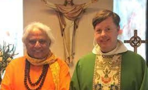 Multi-faith clergy holds candlelight vigil for Texas victims