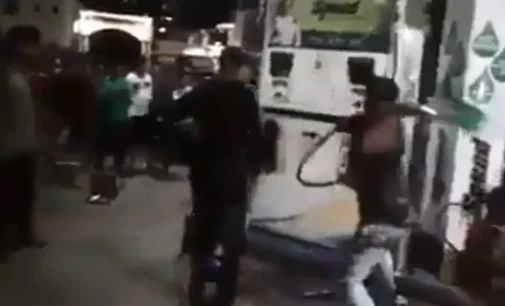 Pakistanis angry over fuel price hike, vandalize petrol pump