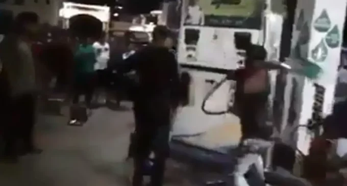 Pakistanis angry over fuel price hike, vandalize petrol pump