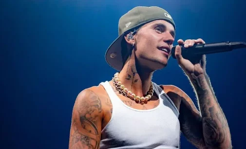Justin Bieber performs for first time since being diagnosed with Ramsay Hunt syndrome